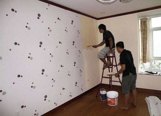 Giấy dán tường chống thấm – Giải pháp hoàn hảo cho ngôi nhà của bạn
